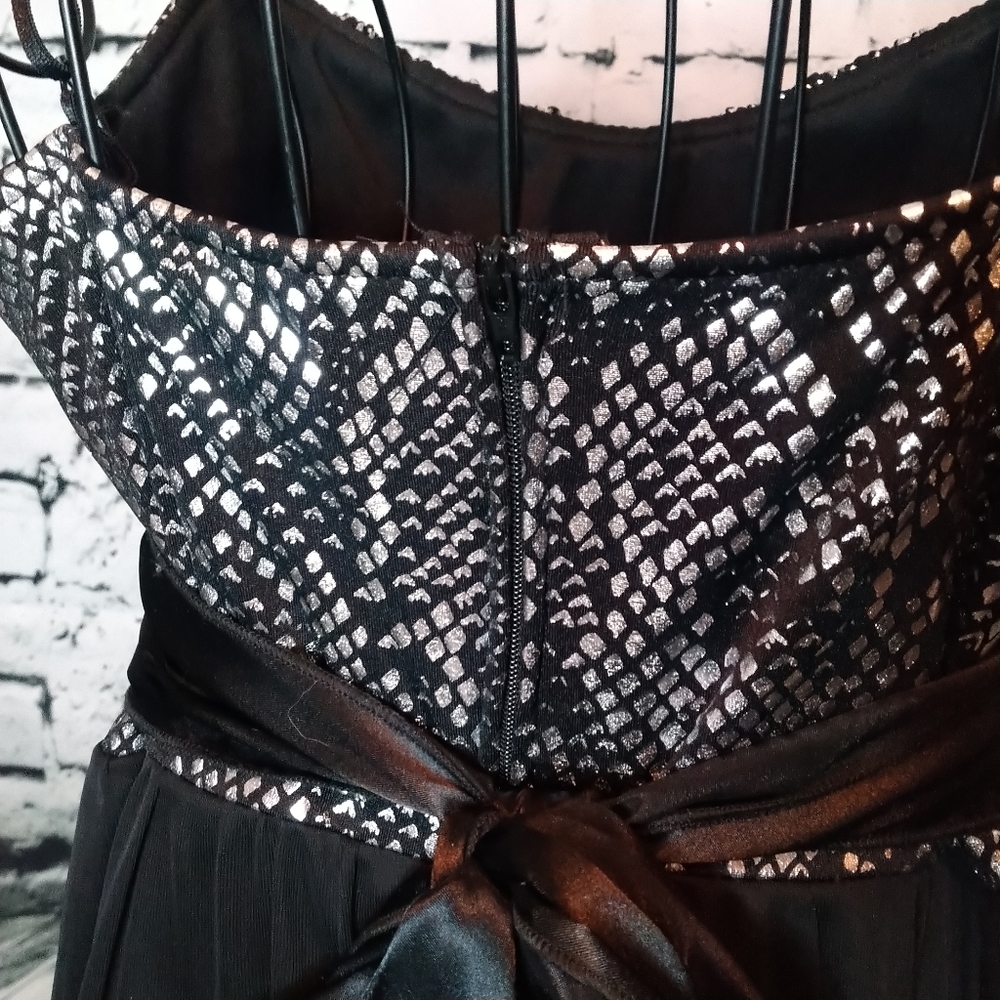 Ruby Rox dress - Picture 5 of 8